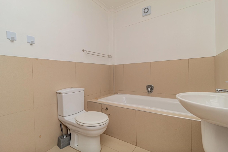 2 Bedroom Property for Sale in Beachfront Western Cape